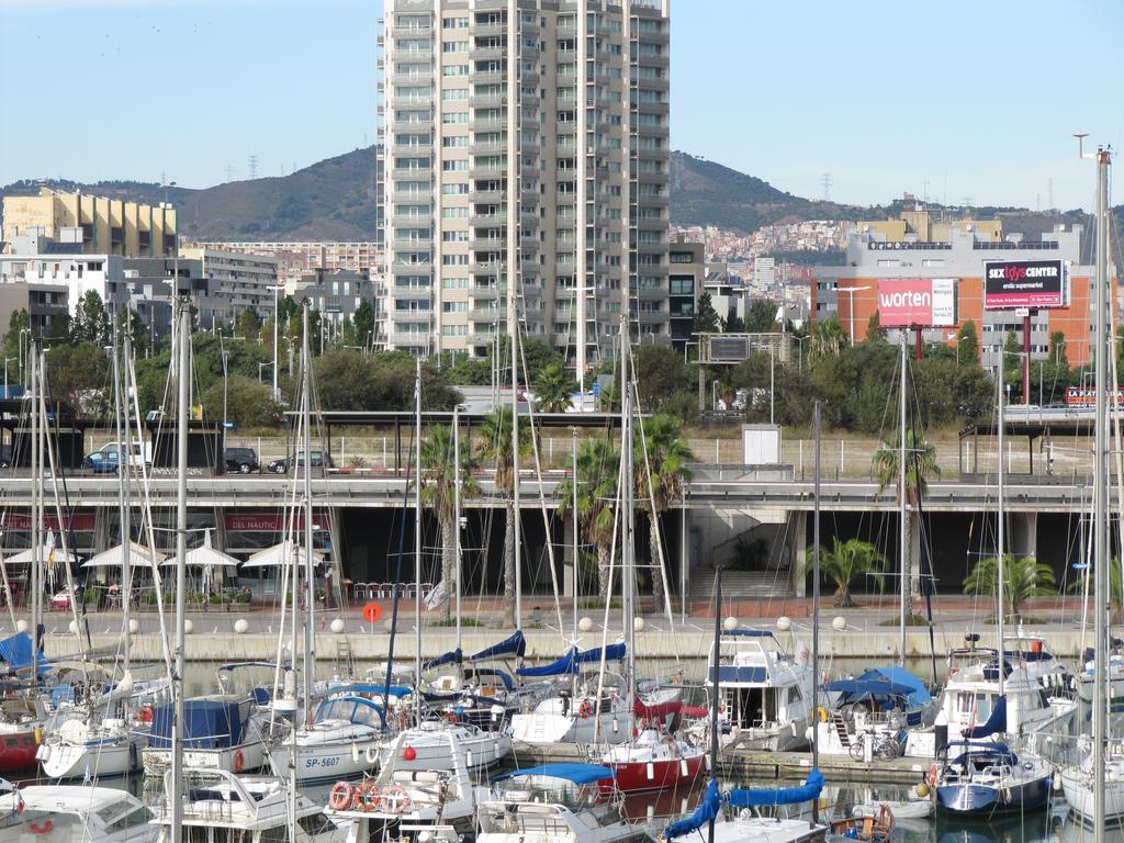 Apartmán Torre Forum Sant Adria de Besos Pokoj fotografie